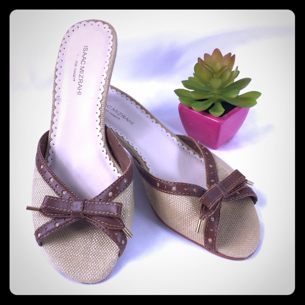 Isaac Mizrahi Kitten Heels